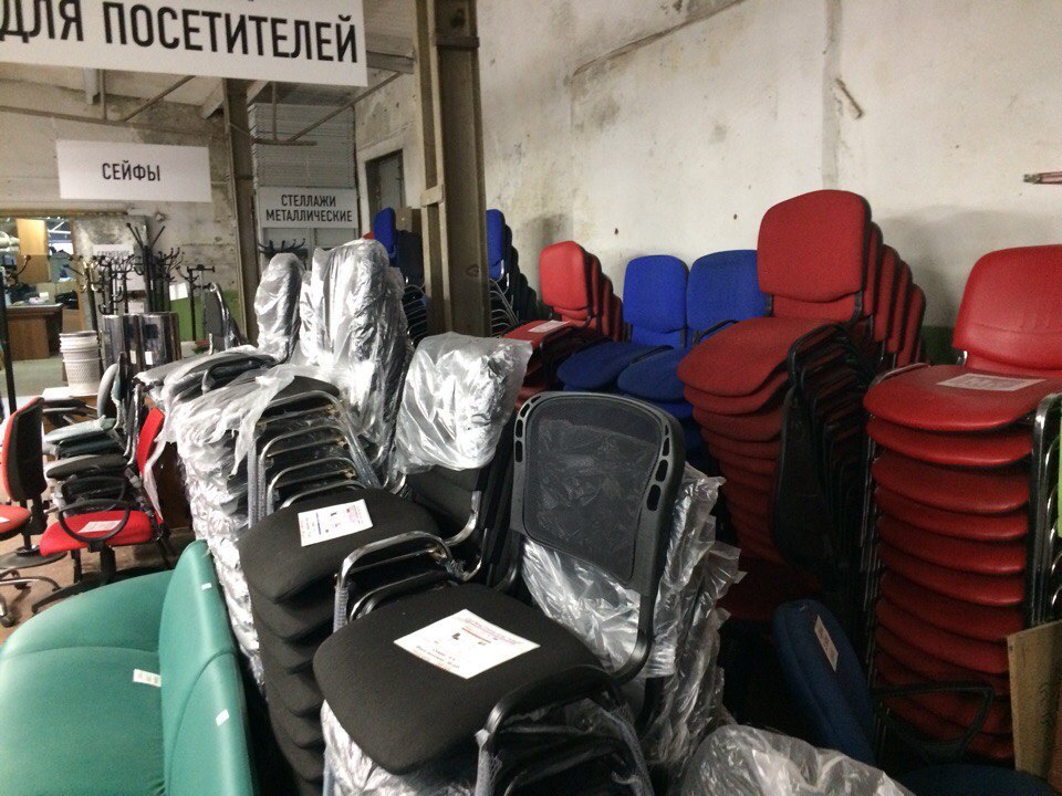 нелорогая офисная мебель